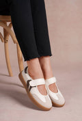 Sneakerina med velcrolukning - beige