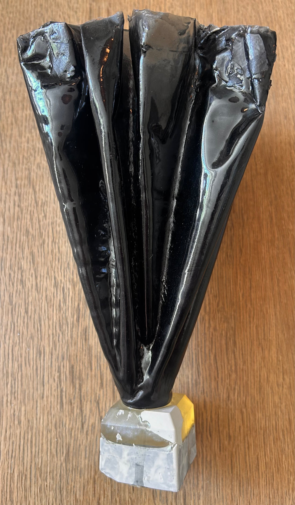 House of Lenschau vase