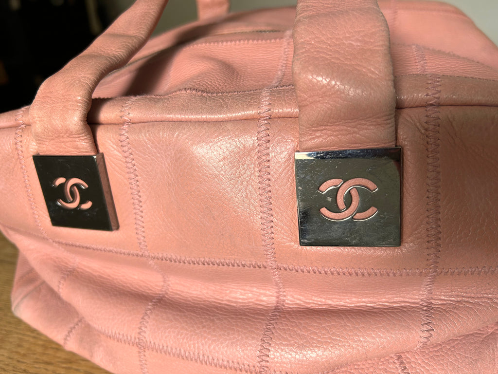 Chanel Chocolate Bar bowling bag. Pink leather. Silver hardware.