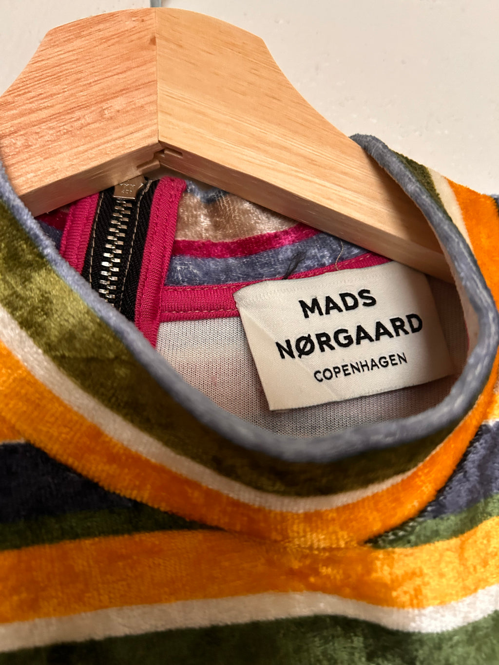 Mads Nørgaard langærmet stribet velour bluse