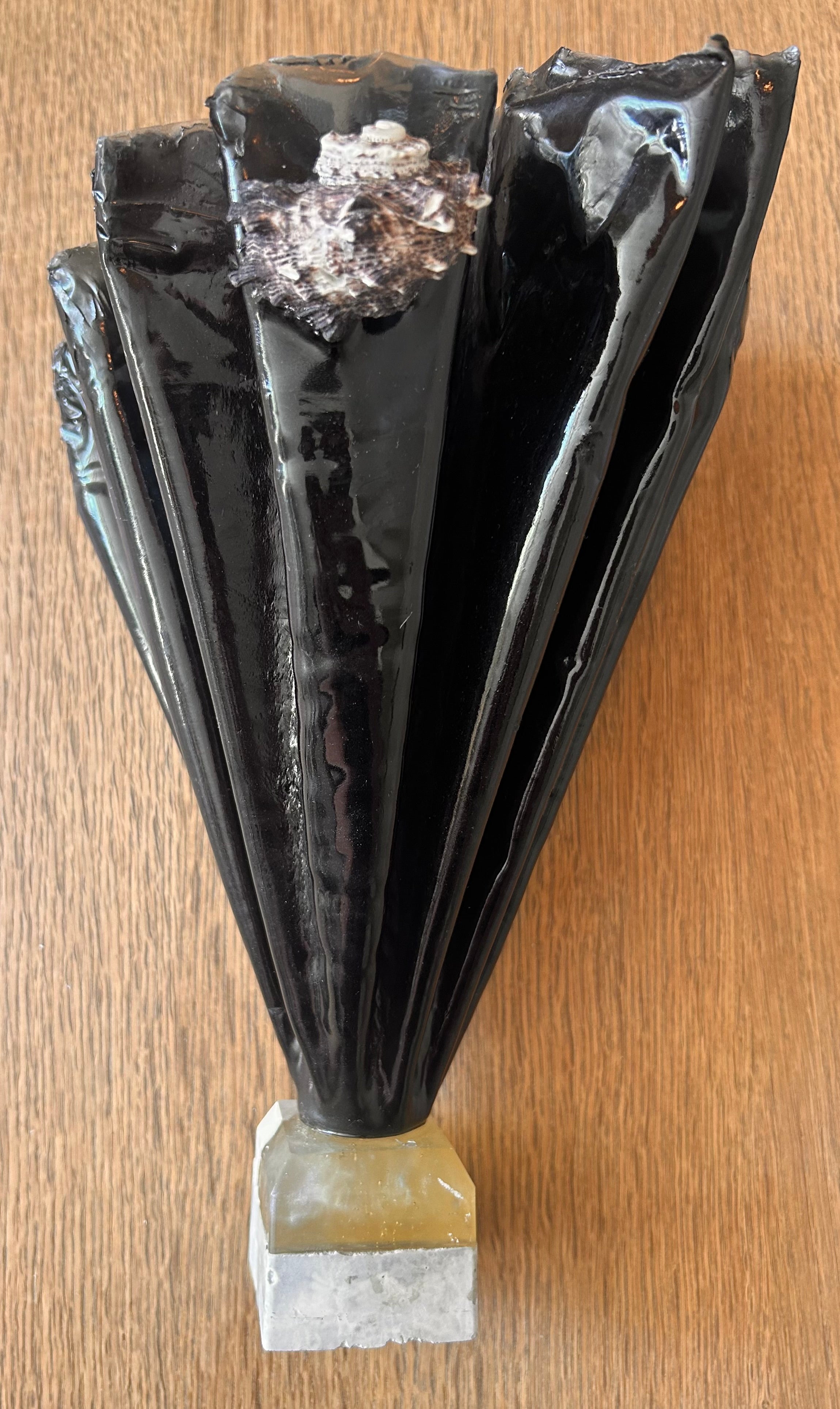 House of Lenschau vase