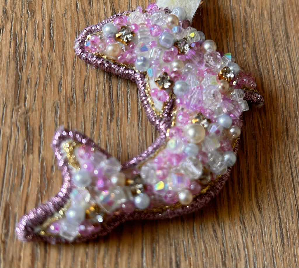 Moonchild Copenhagen nøglering, lilla delfin, 8 cm