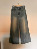 Loose fit jeans