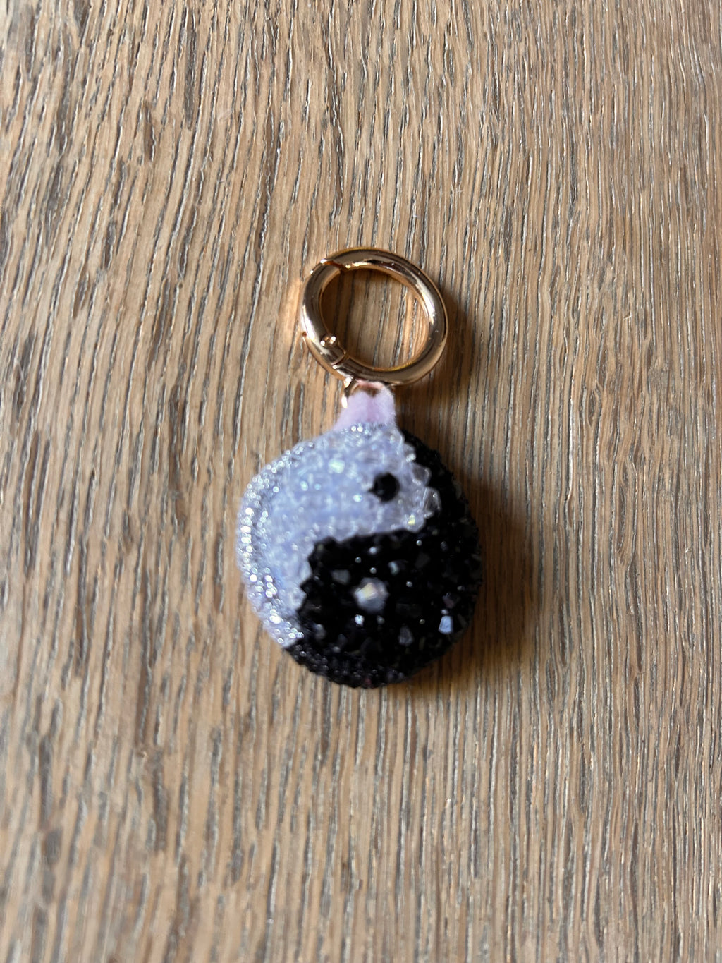 Moonchild Copenhagen nøglering, mini yin yang, 4 cm