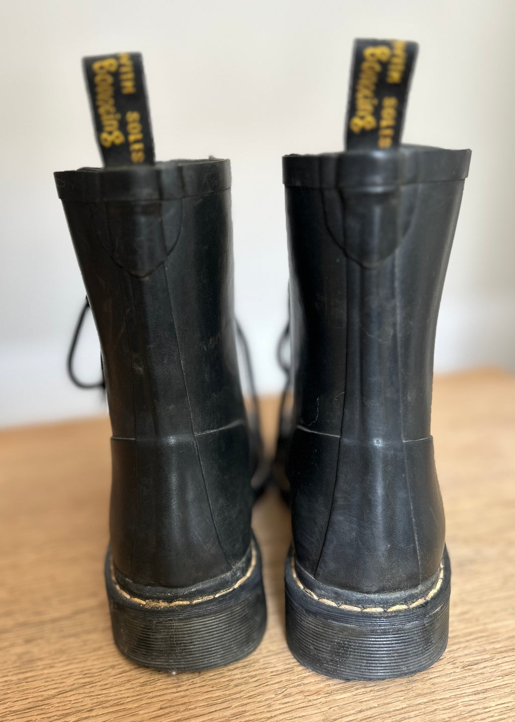 Dr. Martens gummistøvle m. snører